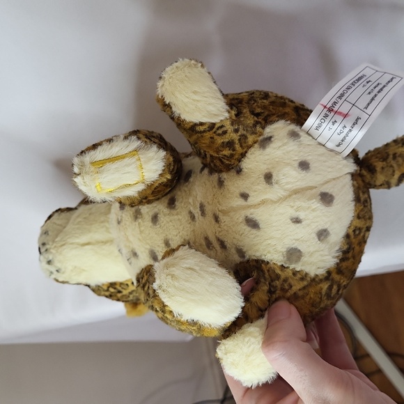 National Geographic Leopard Cheetuh Wild Cat Plush Realistic 9" Great condition - Picture 7 of 9